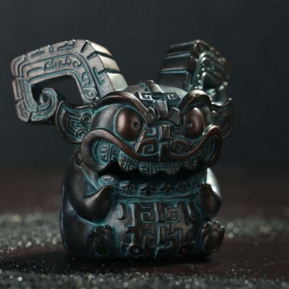 52TOYS x Hyperactivation Owl + Ram Bronze Ware Blind Box Series Figures - Picture 2 of 10